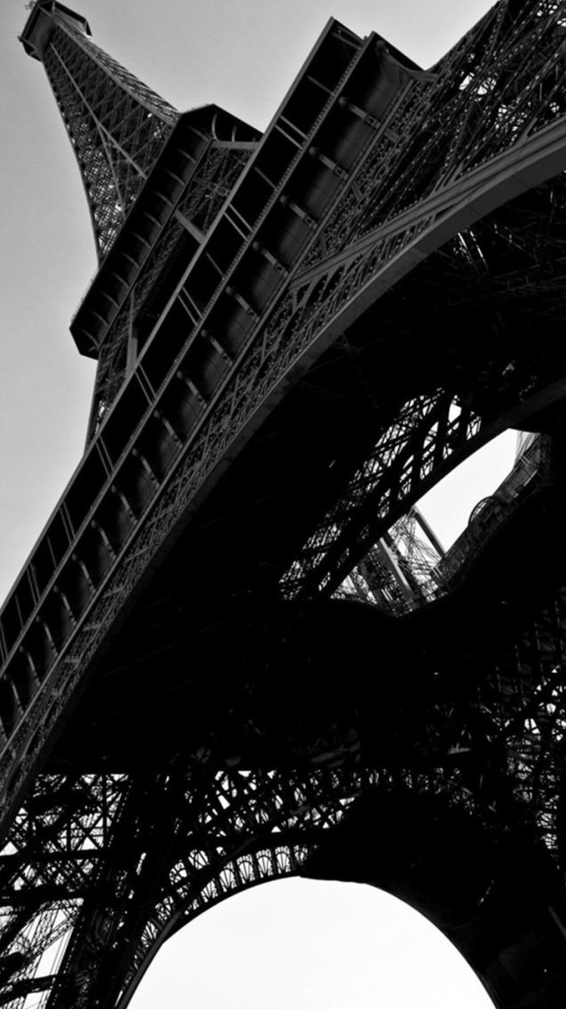 Tour Eiffel en noir et blanc.jpg